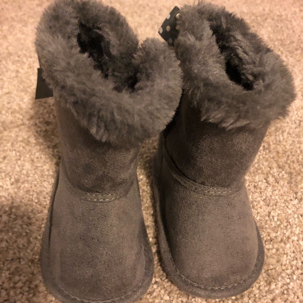 Newborn booties